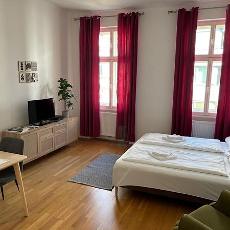 Casa Nostra - Helle Wohnung - Direkt Am Augarten Відень Екстер'єр фото